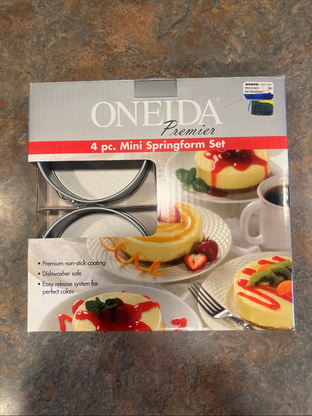 Oneida Premier Mini Springform Set - Silver and Red Accents